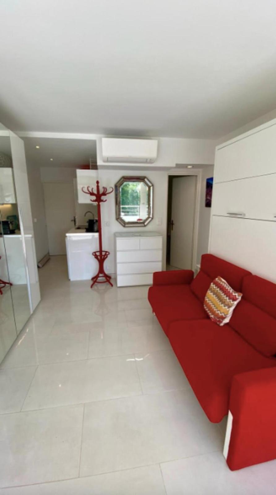 Beautiful With Shared Pool Appartement *