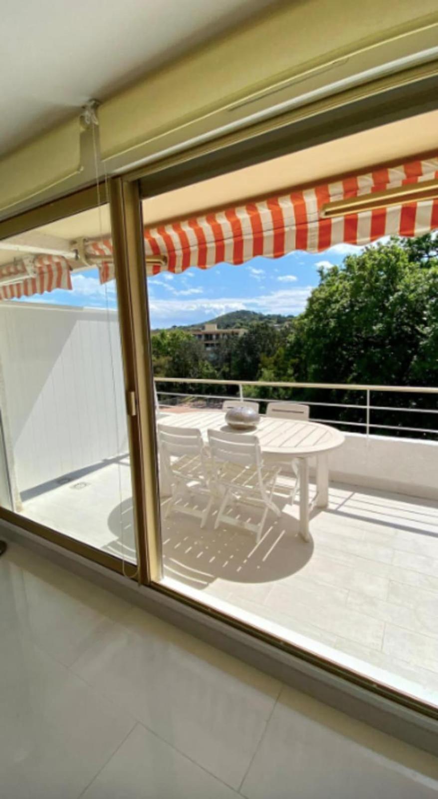 Beautiful With Shared Pool Appartement